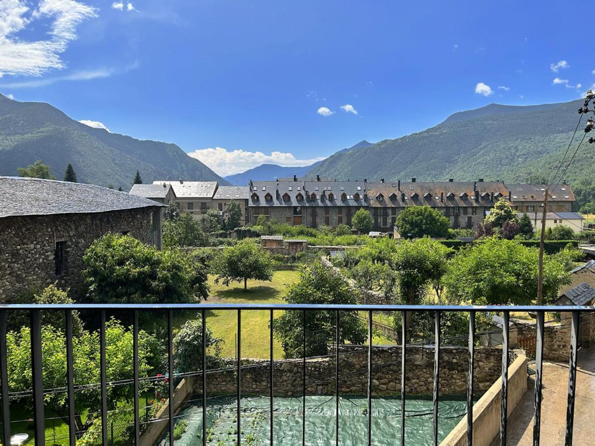 Apartament Al Centre D'Esterri Amb Vistes Uniques By Rural D'Aneu エステリ・ダネウ エクステリア 写真