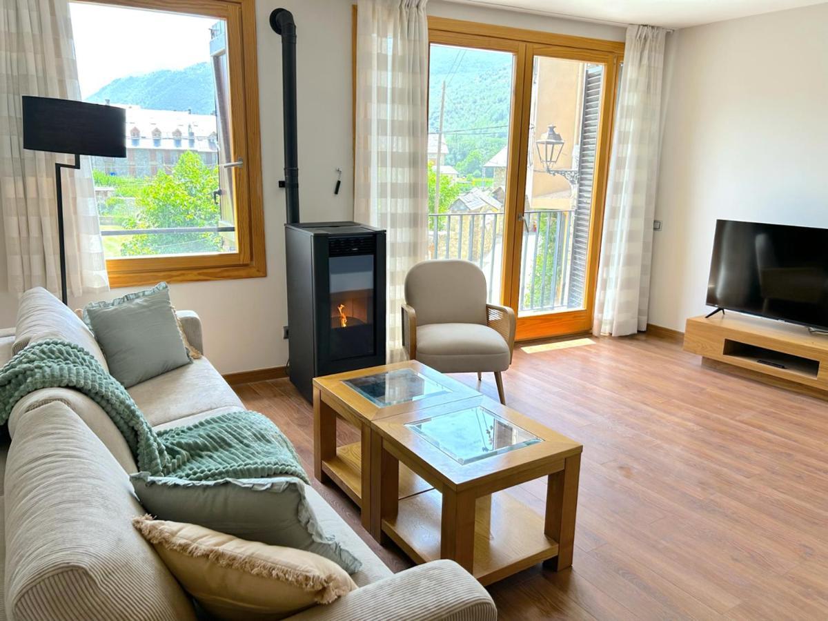 Apartament Al Centre D'Esterri Amb Vistes Uniques By Rural D'Aneu エステリ・ダネウ エクステリア 写真