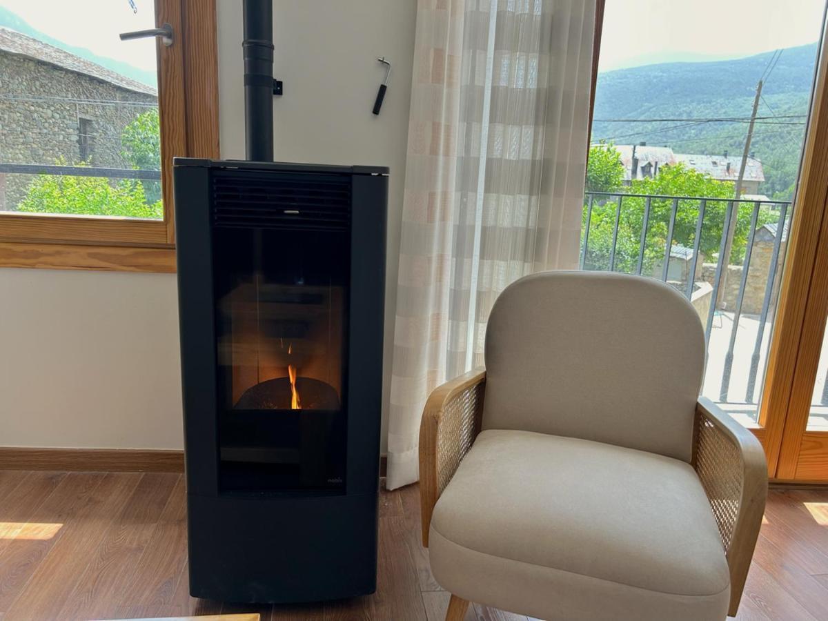 Apartament Al Centre D'Esterri Amb Vistes Uniques By Rural D'Aneu エステリ・ダネウ エクステリア 写真