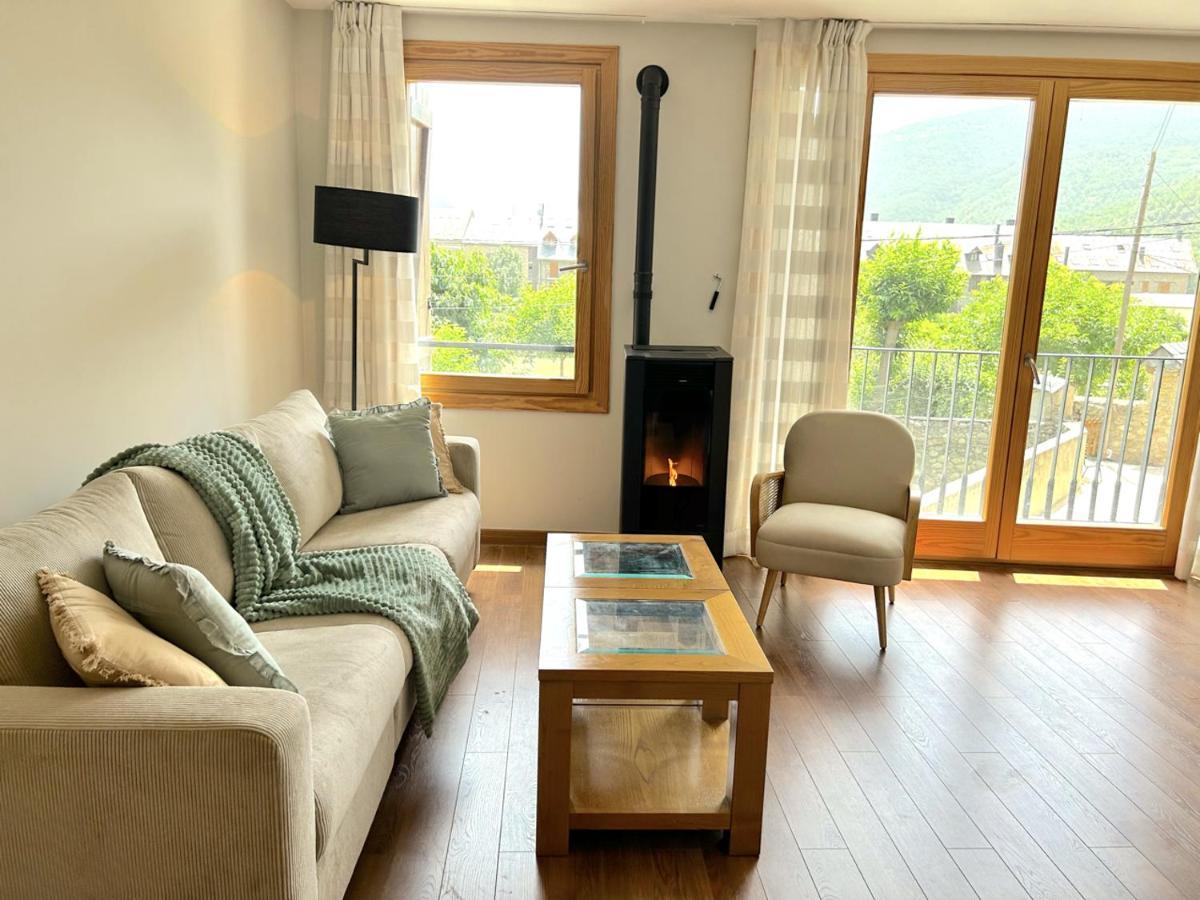Apartament Al Centre D'Esterri Amb Vistes Uniques By Rural D'Aneu エステリ・ダネウ エクステリア 写真
